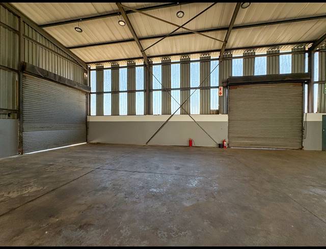 4,490M² WAREHOUSE TO LET IN WESTMEAD